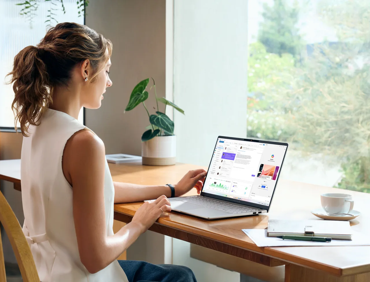 ASUS Vivobook S 15 (S5507, Snapdragon X Elite)